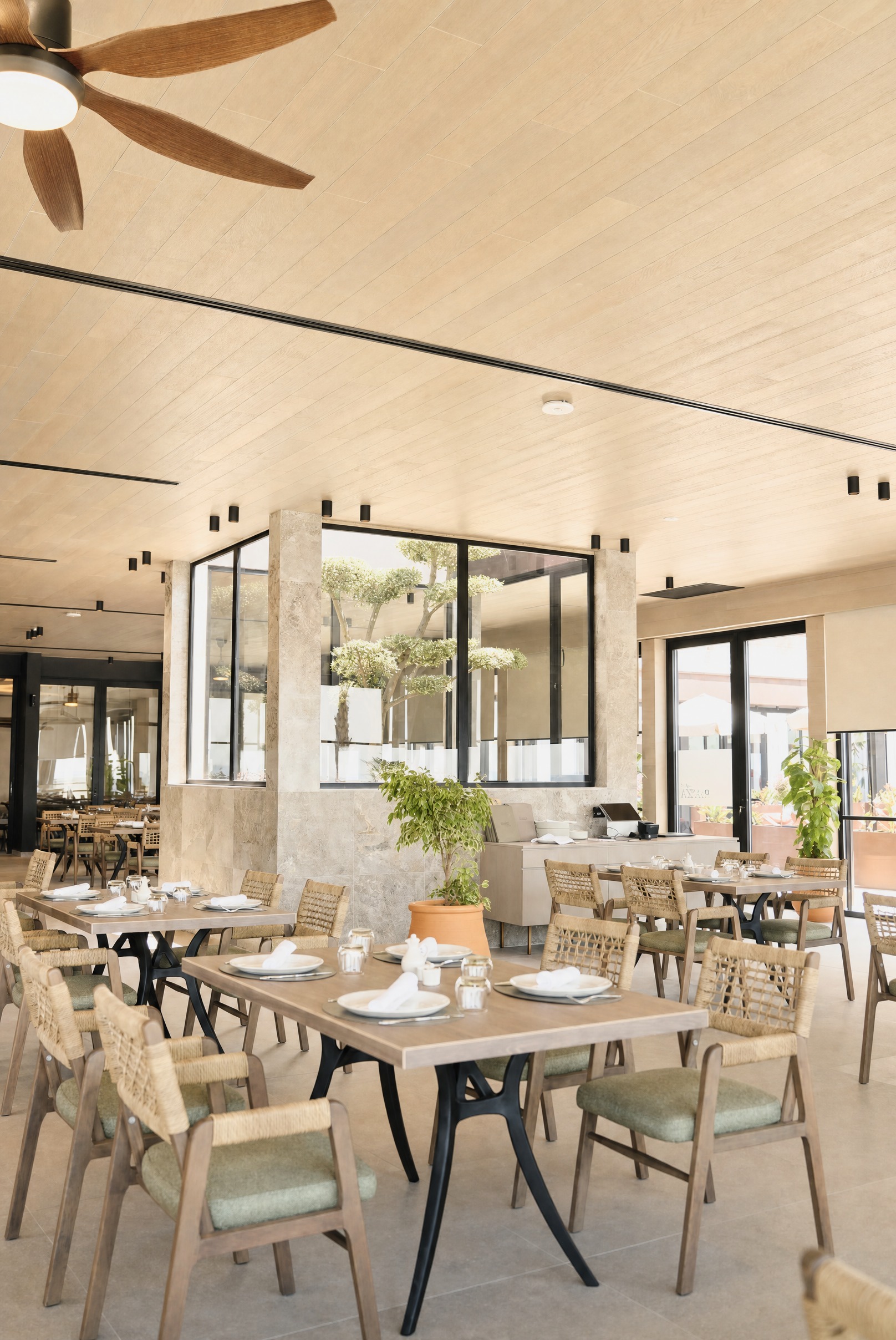 Piazza — view 4