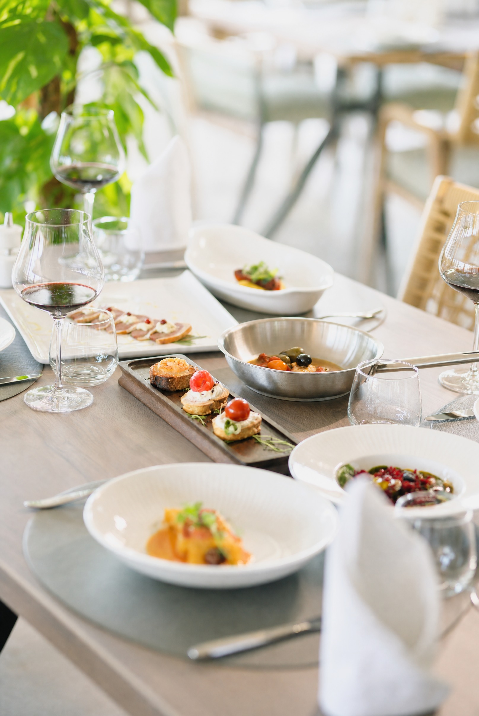 Dining Hall — view 7